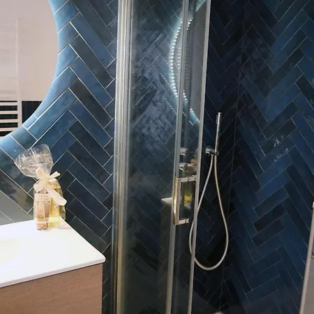 Aqua Alta Apartment